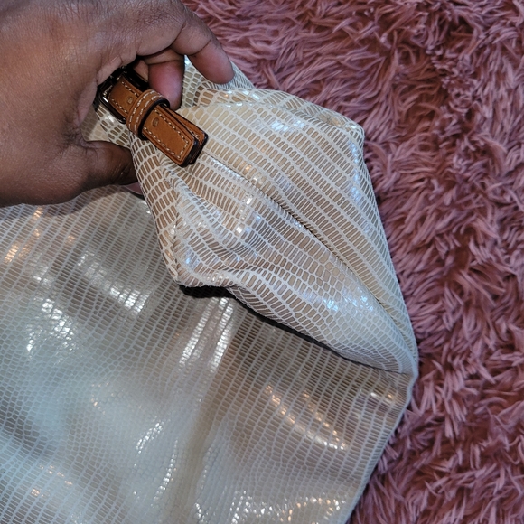 Dooney & Bourke Handbag - Picture 5 of 7